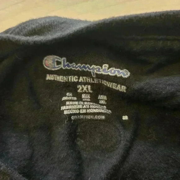 Champion tank top size 2xl - Picture 6 of 6